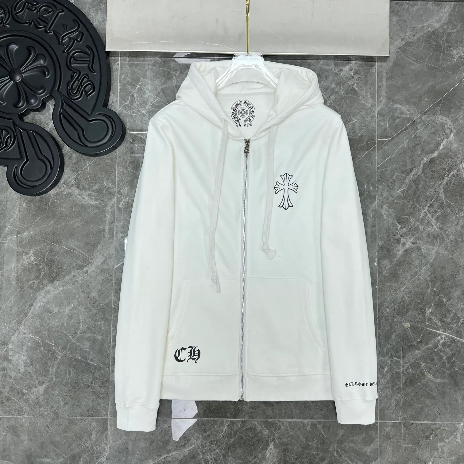 Chrome Hearts 24ss ❤️ ✟✟ 1 1 🌈 ：Black White 🌈 Sizes：S、M、L、XL.